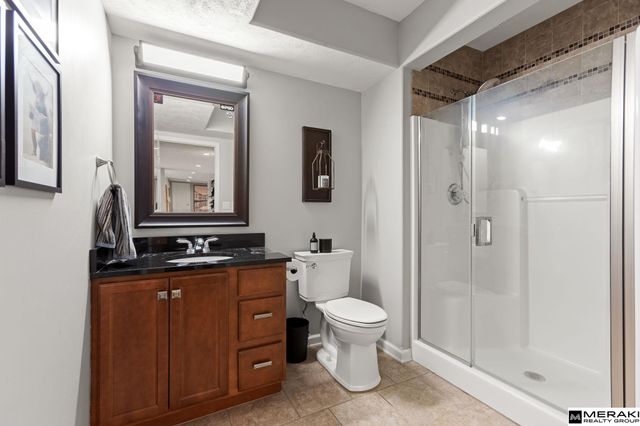 6705 N 162nd Street, Omaha, NE 68116