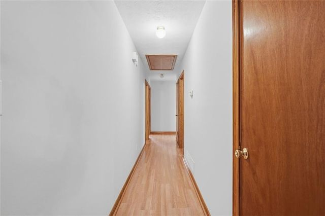 3283 Meadowview Lane SW, Marietta, GA 30008