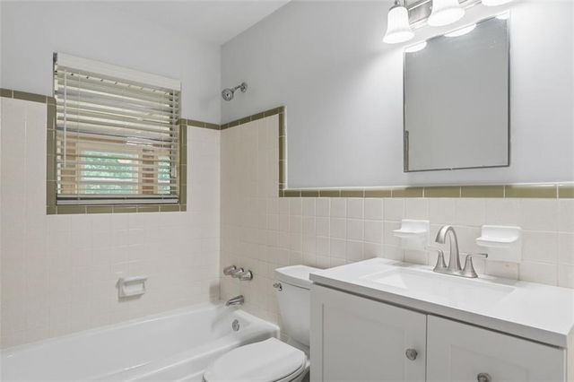 3283 Meadowview Lane SW, Marietta, GA 30008