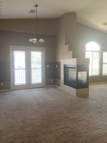 4838 Double Down Drive 101, Las Vegas, NV 89122
