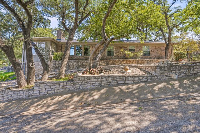 4304 Acoma Court, Granbury, TX 76048