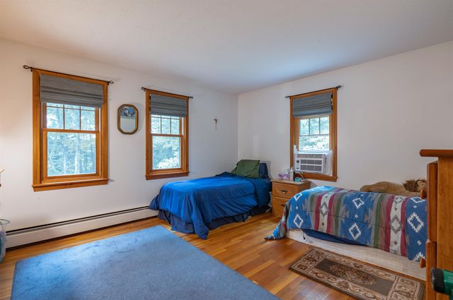 68 Merrimack Road, Amherst, NH 03031