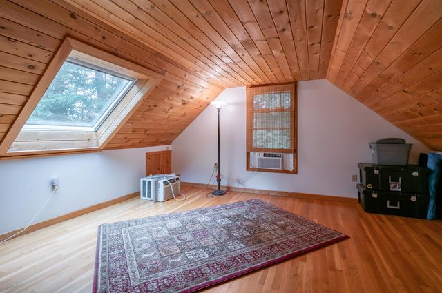 68 Merrimack Road, Amherst, NH 03031