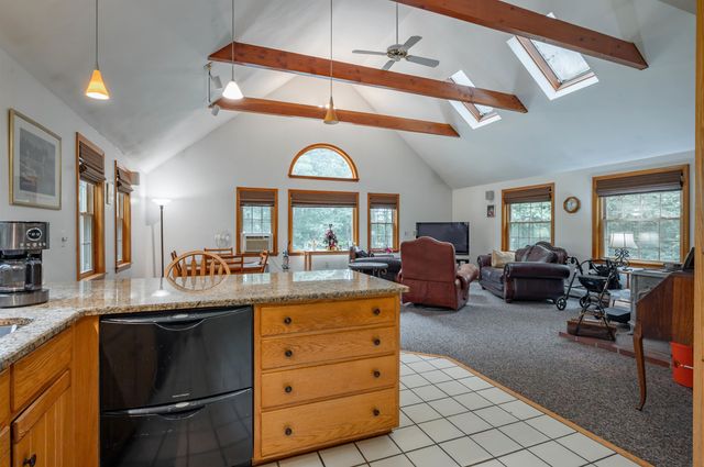 68 Merrimack Road, Amherst, NH 03031
