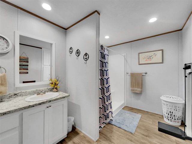 3909 Valley Ridge Drive, Granbury, TX 76048