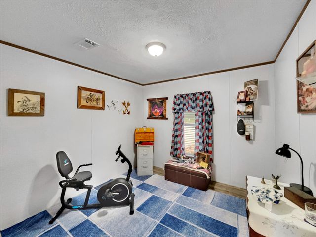 3909 Valley Ridge Drive, Granbury, TX 76048