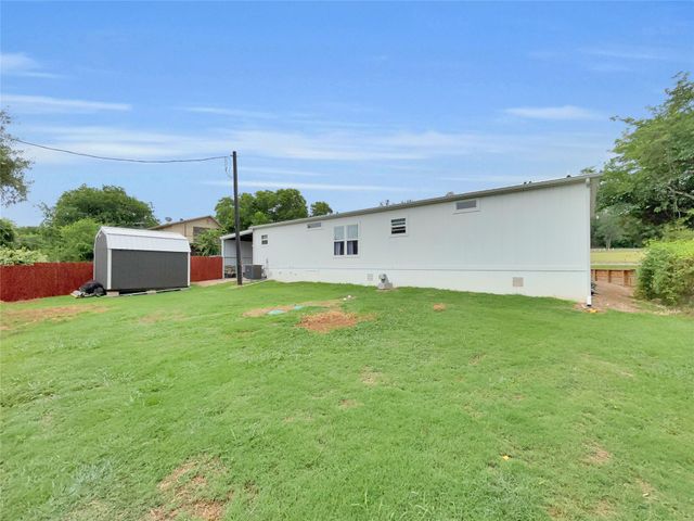 3909 Valley Ridge Drive, Granbury, TX 76048