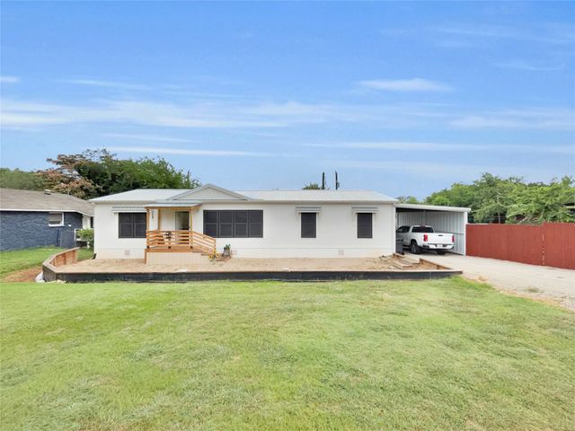 3909 Valley Ridge Drive, Granbury, TX 76048