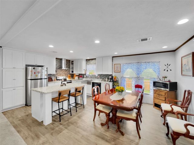 3909 Valley Ridge Drive, Granbury, TX 76048