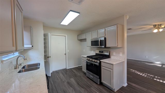 12927 Marimba TRL, Austin, TX 78729