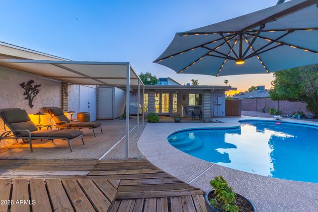 3024 W DESERT COVE Avenue, Phoenix, AZ 85029