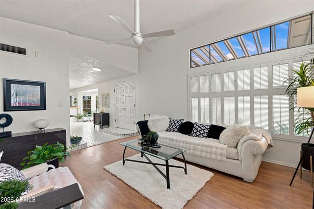 3024 W DESERT COVE Avenue, Phoenix, AZ 85029