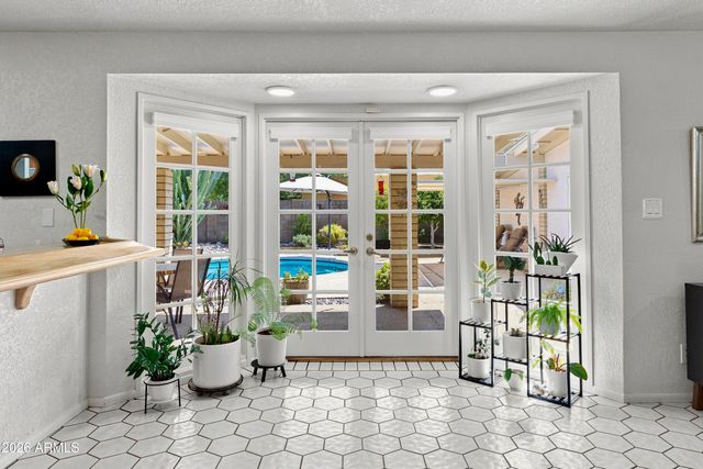 3024 W DESERT COVE Avenue, Phoenix, AZ 85029