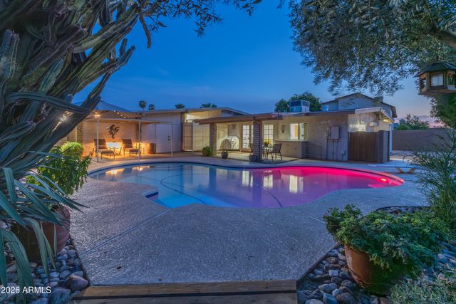 3024 W DESERT COVE Avenue, Phoenix, AZ 85029