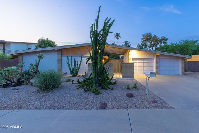 3024 W DESERT COVE Avenue, Phoenix, AZ 85029