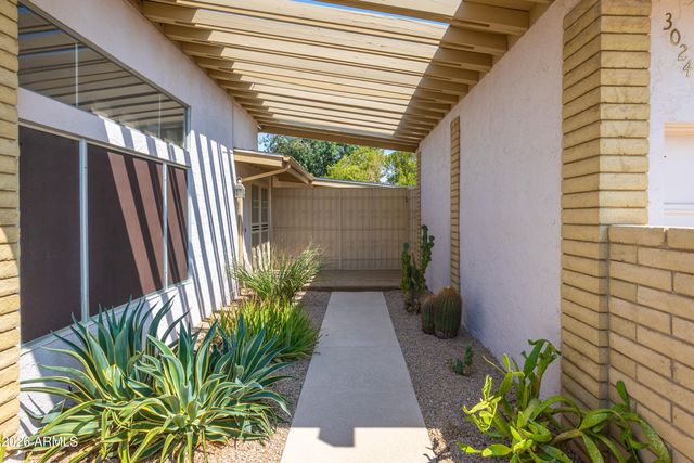 3024 W DESERT COVE Avenue, Phoenix, AZ 85029
