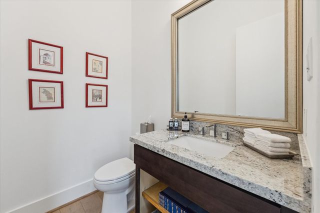 301 W Polk Street, Houston, TX 77019