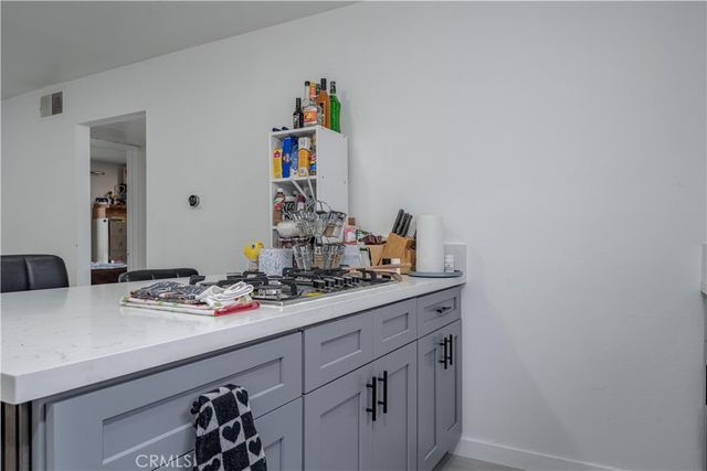 2803 S Fairview C, Santa Ana, CA 92704