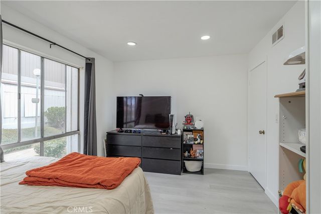 2803 S Fairview C, Santa Ana, CA 92704