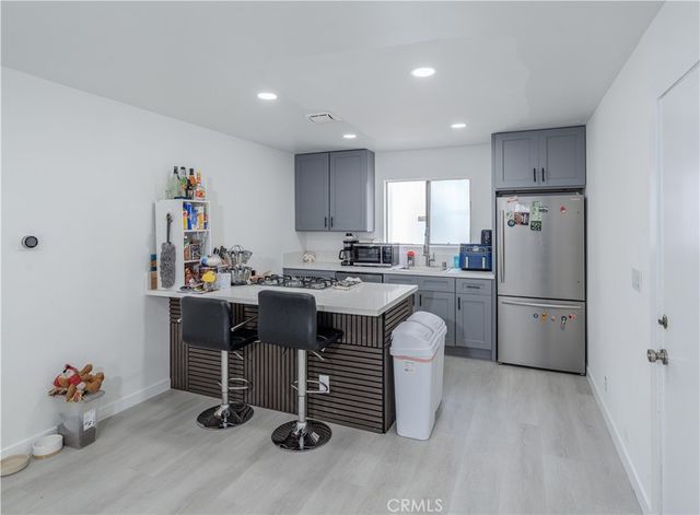 2803 S Fairview C, Santa Ana, CA 92704