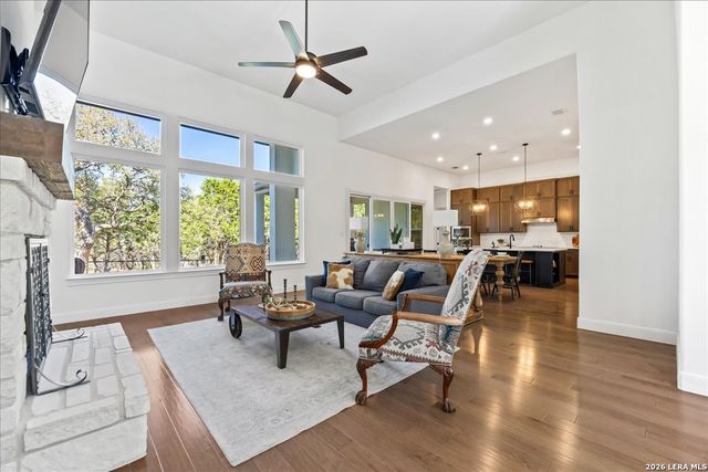 117 Alondra Ln, Spring Branch, TX 78070