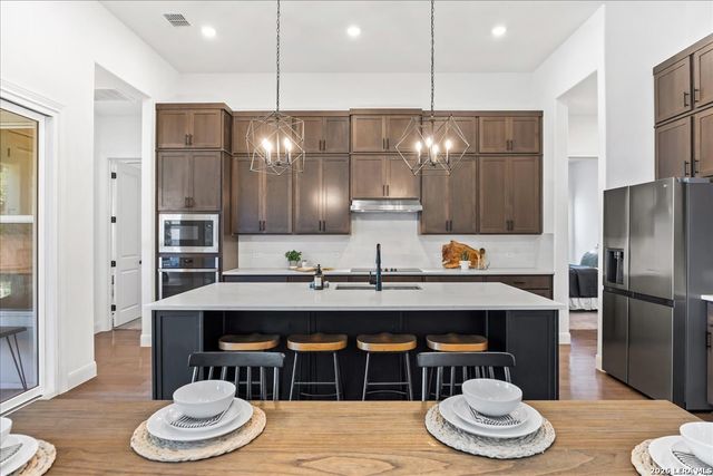 117 Alondra Ln, Spring Branch, TX 78070