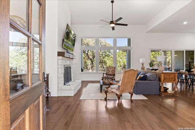 117 Alondra Ln, Spring Branch, TX 78070