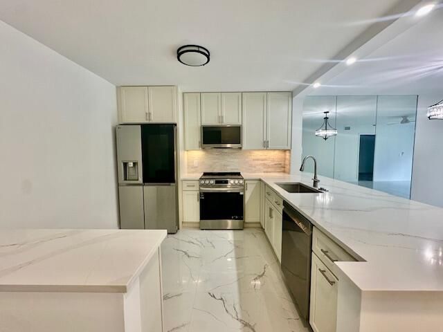 9071 Tracy Court 3, Boca Raton, FL 33496