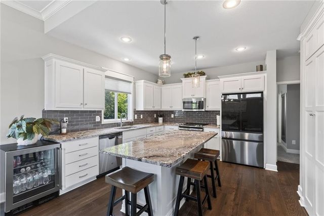 8425 Laramie Street, De Soto, KS 66018
