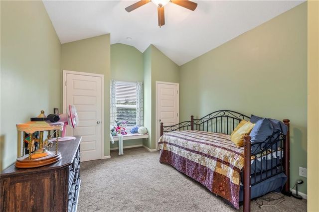 8425 Laramie Street, De Soto, KS 66018
