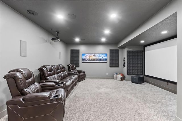 8425 Laramie Street, De Soto, KS 66018