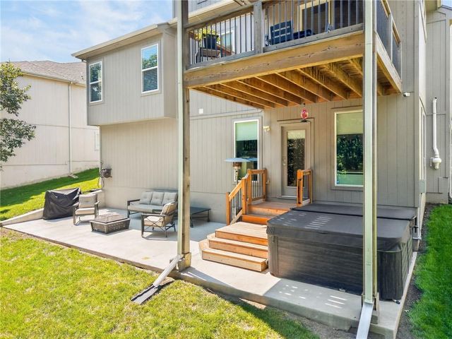 8425 Laramie Street, De Soto, KS 66018
