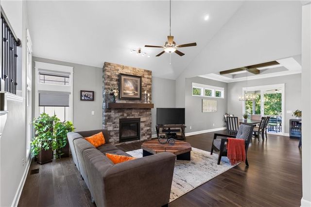 8425 Laramie Street, De Soto, KS 66018