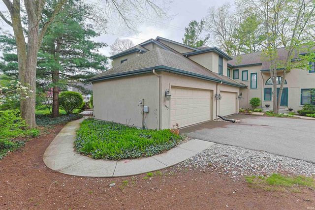 1353 Bridge Water Way Drive D 7, Mishawaka, IN 46545