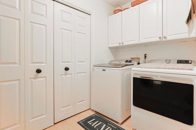 1353 Bridge Water Way Drive D 7, Mishawaka, IN 46545