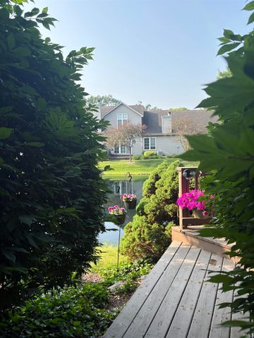 1353 Bridge Water Way Drive D 7, Mishawaka, IN 46545