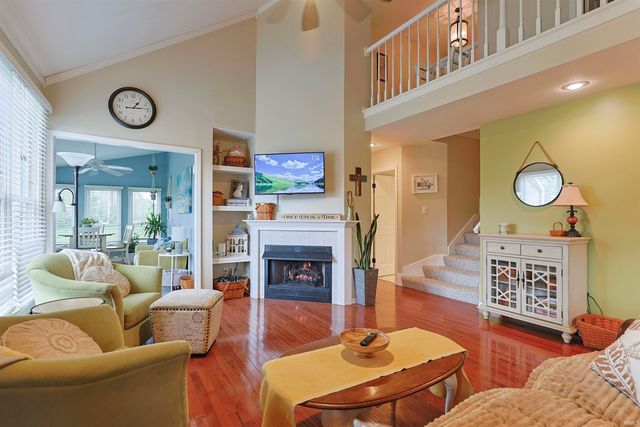 1353 Bridge Water Way Drive D 7, Mishawaka, IN 46545