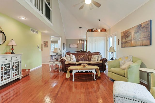 1353 Bridge Water Way Drive D 7, Mishawaka, IN 46545