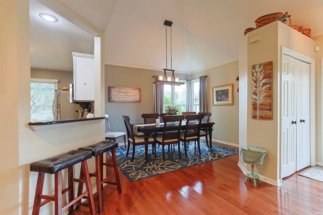 1353 Bridge Water Way Drive D 7, Mishawaka, IN 46545
