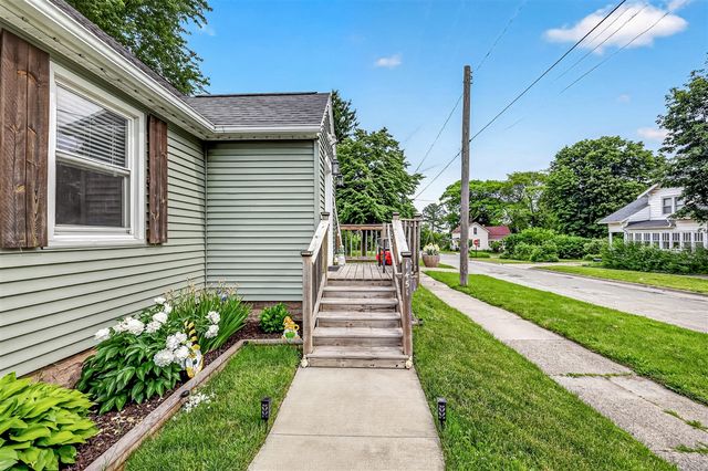 1451 Barclay Street, Muskegon, MI 49441