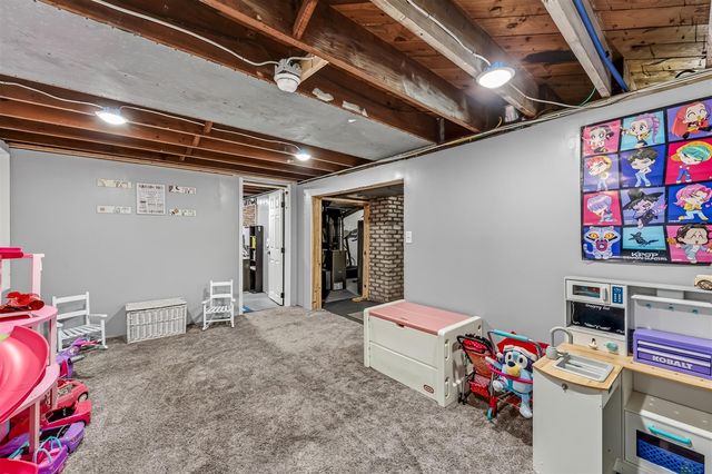 1451 Barclay Street, Muskegon, MI 49441