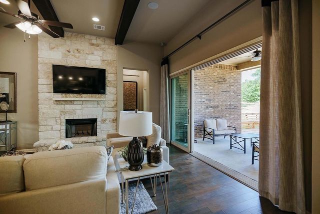 118 Double Eagle Ranch DR, Cedar Creek, TX 78612