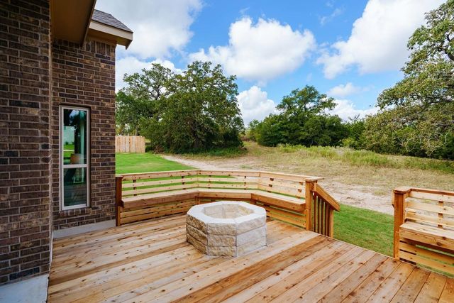 118 Double Eagle Ranch DR, Cedar Creek, TX 78612