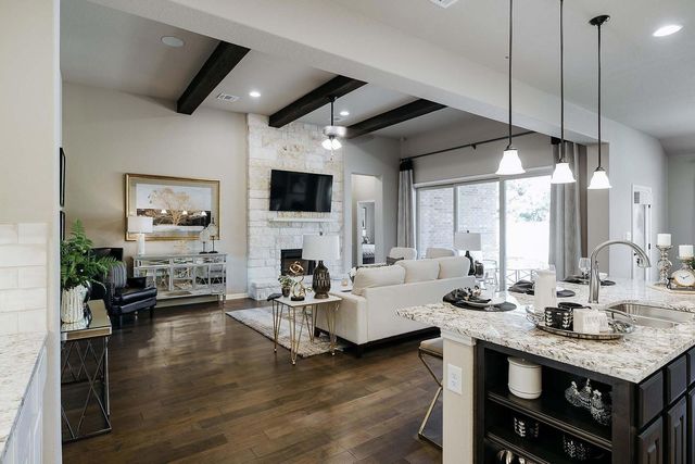 118 Double Eagle Ranch DR, Cedar Creek, TX 78612