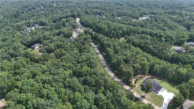 S Cheshnut Drive, Bella Vista, AR 72714