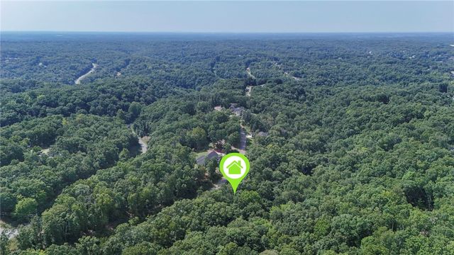 S Cheshnut Drive, Bella Vista, AR 72714