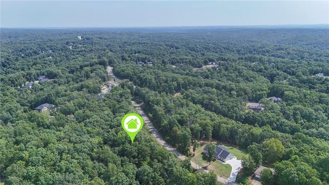 S Cheshnut Drive, Bella Vista, AR 72714