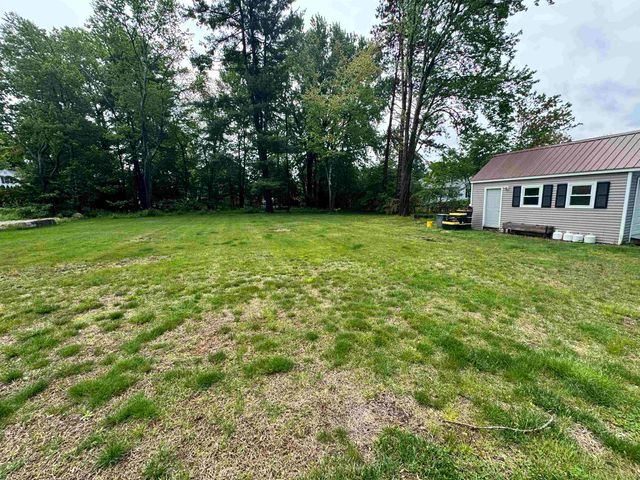 29 Lee Avenue, Manchester, NH 03109