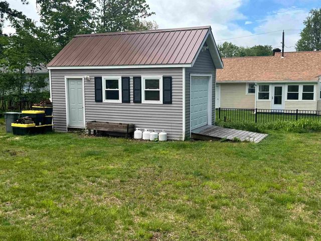 29 Lee Avenue, Manchester, NH 03109