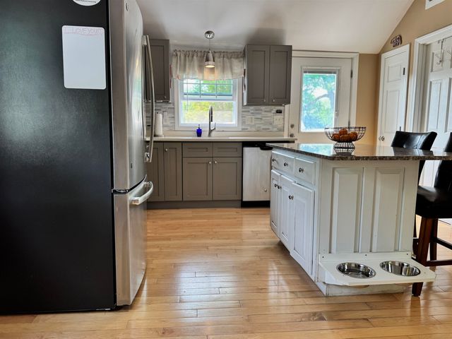 29 Lee Avenue, Manchester, NH 03109